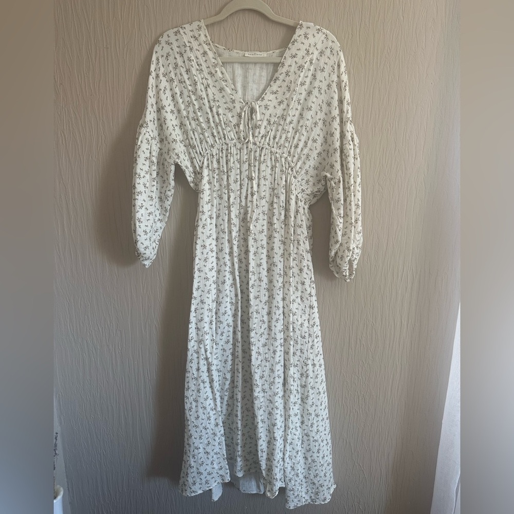 Neuflora cream floral dress